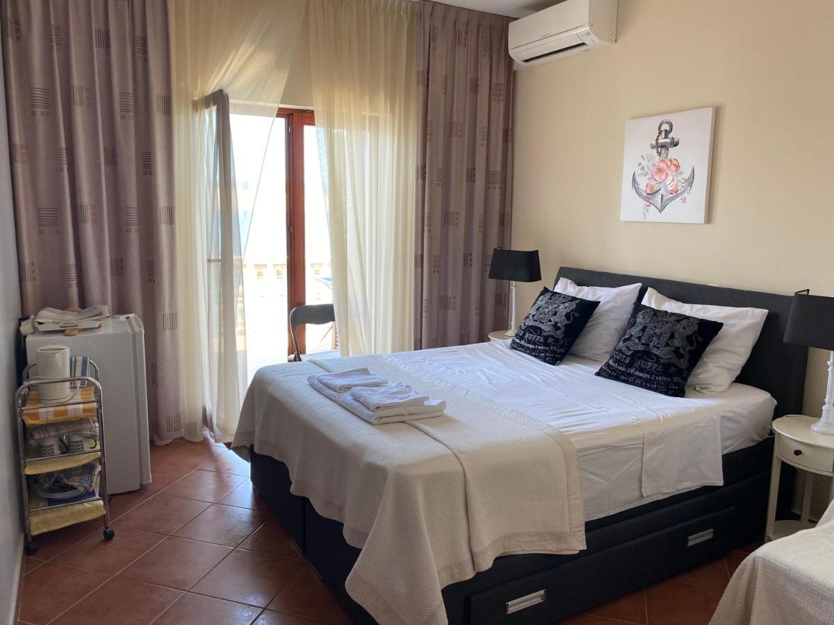 Villa Punta Rovanjska Esterno foto
